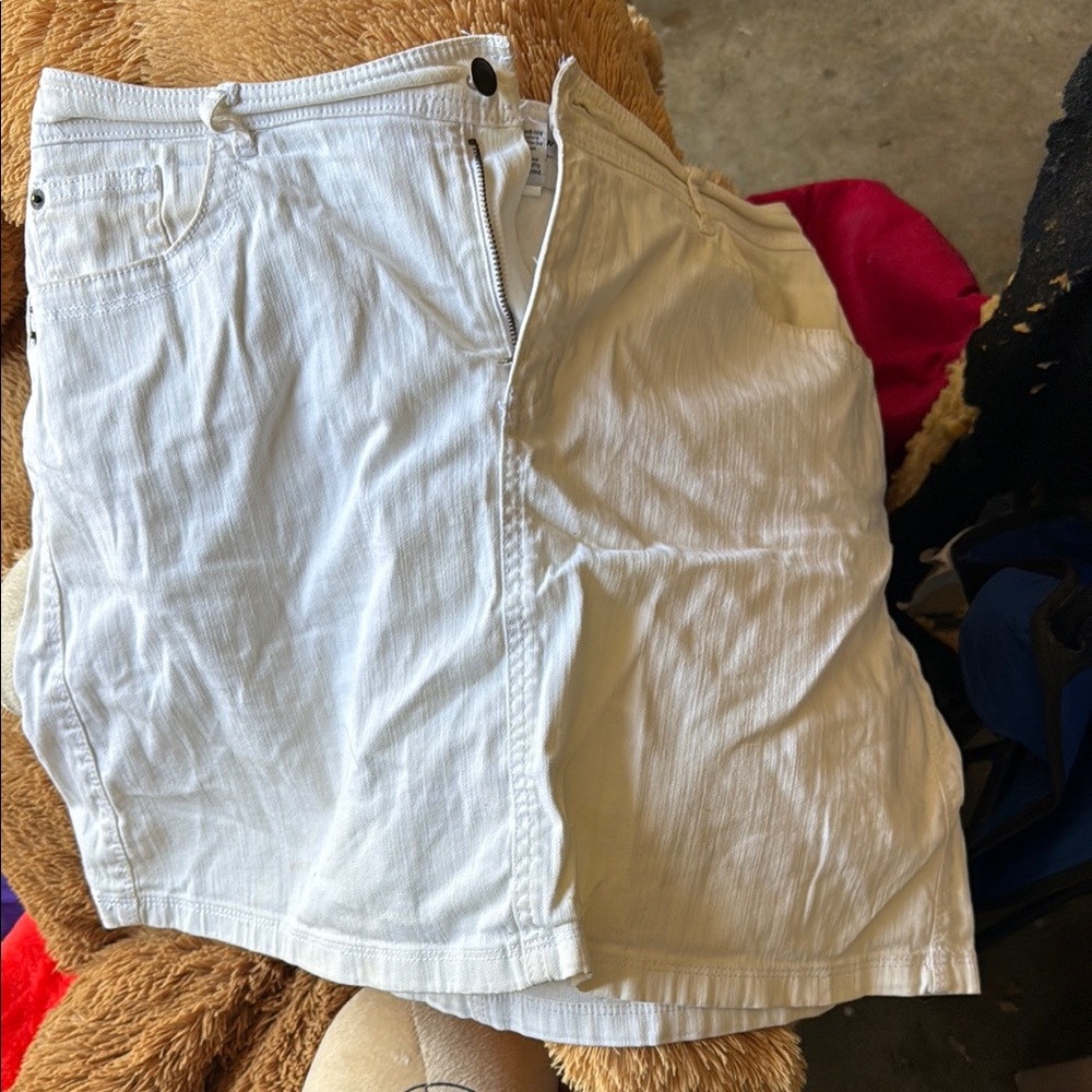 Croft & Barrow White Knee-Length A-Line Skirt
